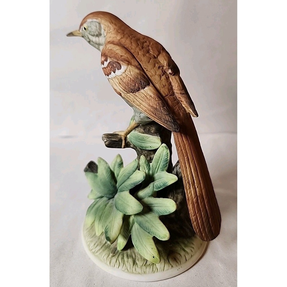 VTG Lot 3 Handpainted Porcelain Birds Figurines Mockingbird, Thrasher, Cardinal* - Picture 13 of 16